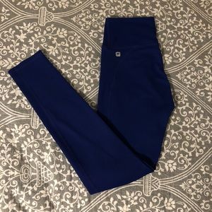 Fabletics High Waisted Powerhold Legging